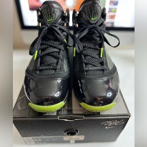 Nike Air Max Lebron VII